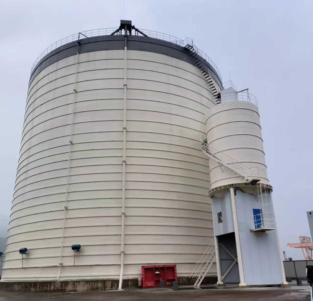 龙门10万吨水泥钢板库